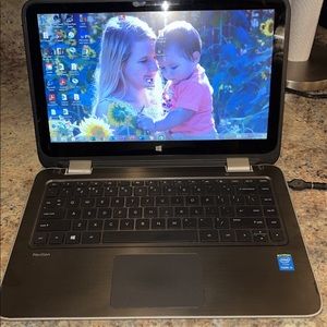 Hp Pavilion x360 2 in 1 laptop/tablet